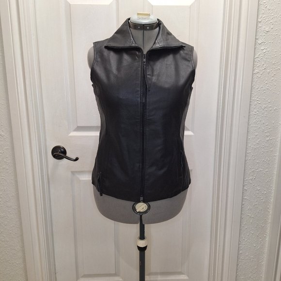 Reflections by Spiegel Vest - Picture 4 of 12